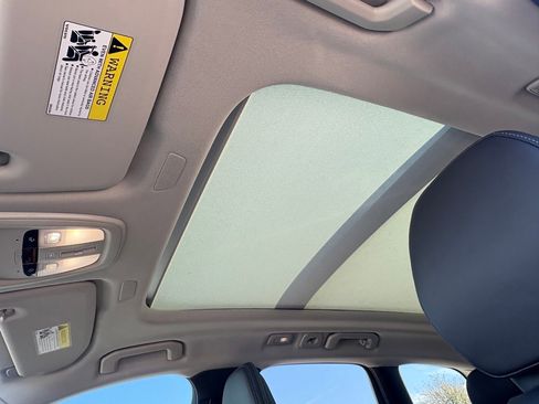 New 2026 Volvo XC60 B5 Ultra w/ Protection Package Premier image 18