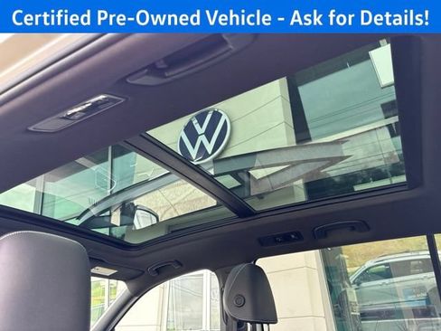 Certified 2023 Volkswagen Tiguan SE R-Line AWD/4WD image 23