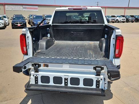 Used 2025 GMC Sierra 1500 SLT RWD image 7