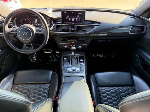 Used 2016 Audi RS 7 Prestige w/ RS 7 Dynamic Package image 17