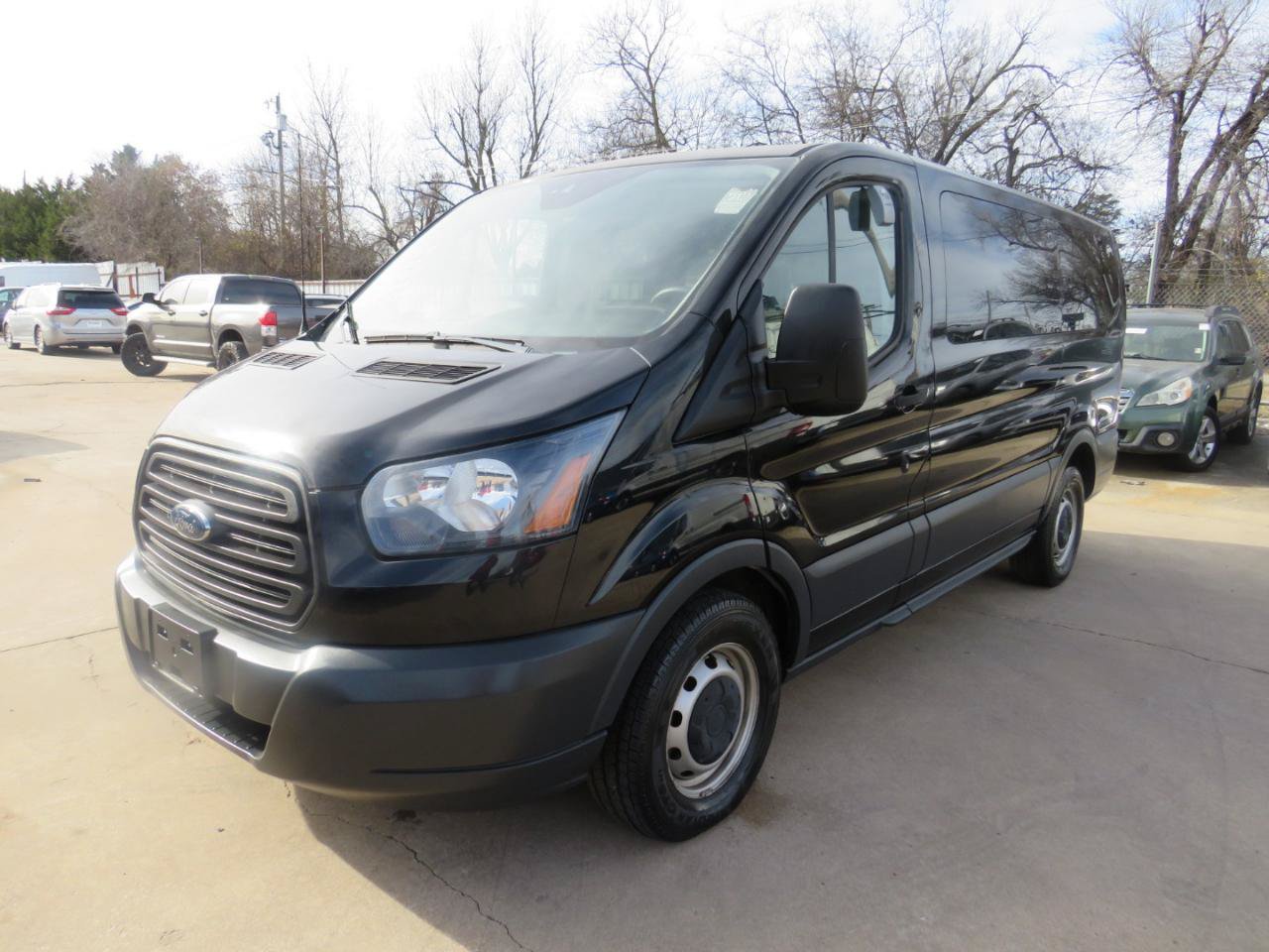 Used 2018 Ford Transit 150 130 Low Roof Wagon RWD image 2