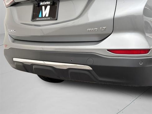 Used 2024 Chevrolet Equinox LT image 6