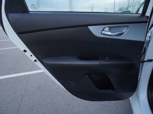 Used 2023 Kia Forte LXS image 15