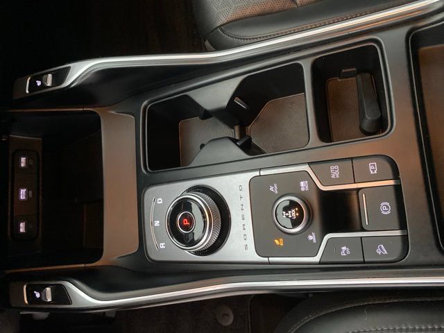 Used 2022 Kia Sorento S AWD/4WD image 29