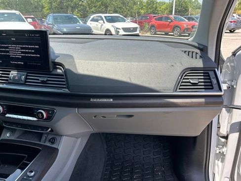 Used 2022 Audi Q5 2.0T Premium AWD/4WD image 13