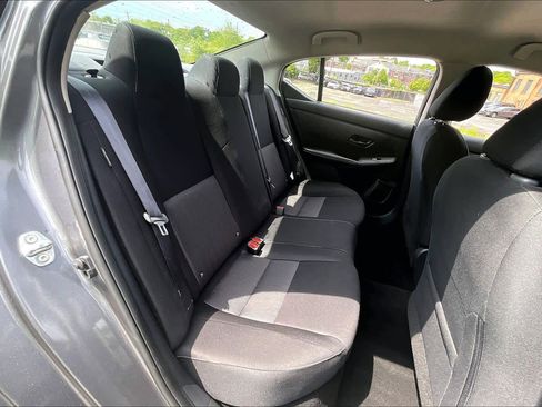 Used 2025 Nissan Sentra SV FWD image 21