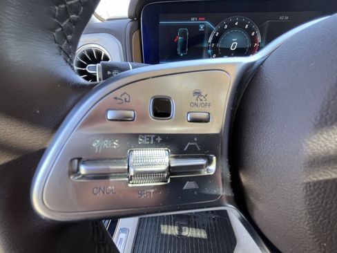 Used 2023 Mercedes-Benz G 550 image 12