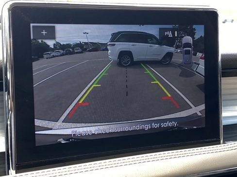 Used 2020 Lincoln Corsair AWD w/ Equipment Group 101A image 18