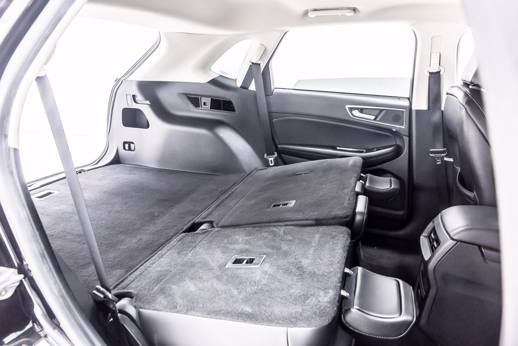 Used 2020 Ford Edge SEL FWD image 37