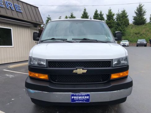 Used 2021 Chevrolet Express 2500 w/ Driver Convenience Package RWD image 8