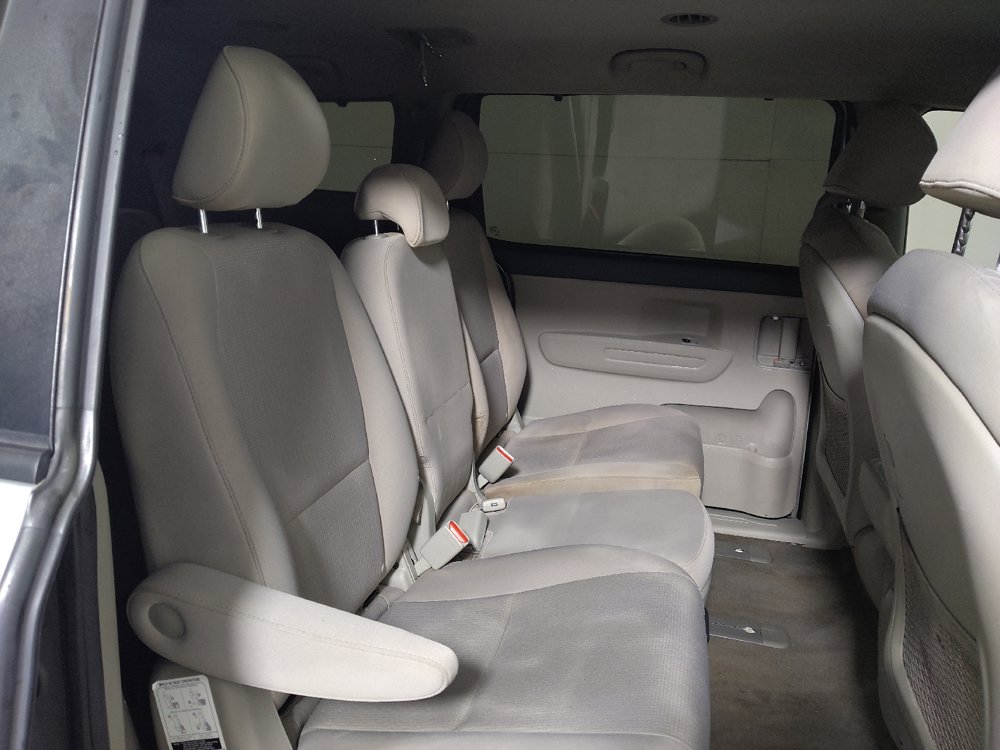 Used 2016 Kia Sedona LX w/ LX Convenience Package FWD image 19