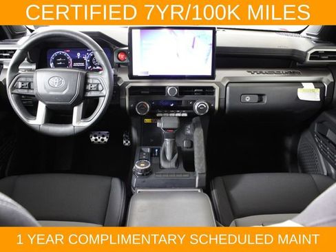 Used 2025 Toyota Tacoma TRD Sport w/ TRD Sport Upgrade Package AWD/4WD image 16