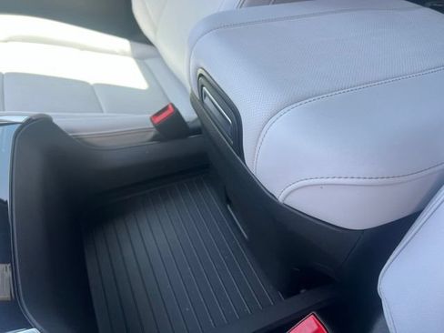 Used 2025 Chevrolet Tahoe Premier RWD image 22