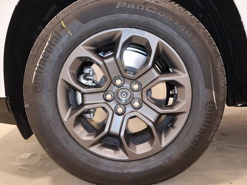 New 2026 Ford Maverick XLT image 31