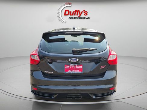 Used 2013 Ford Focus ST FWD image 18