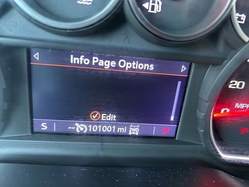 Used 2020 Chevrolet Silverado 1500 RST image 20