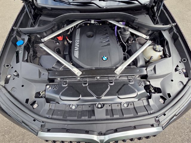Certified 2024 BMW X7 xDrive40i AWD/4WD image 26