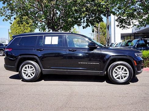Used 2023 Jeep Grand Cherokee L Laredo RWD image 7