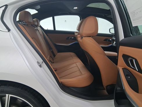 Certified 2024 BMW 330i Sedan w/ Premium Package image 31