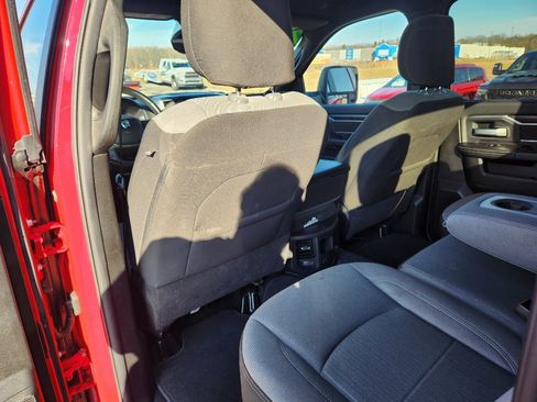 Used 2024 RAM 3500 Big Horn image 14