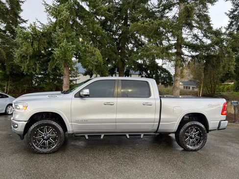 Used 2020 RAM 1500 Laramie image 2