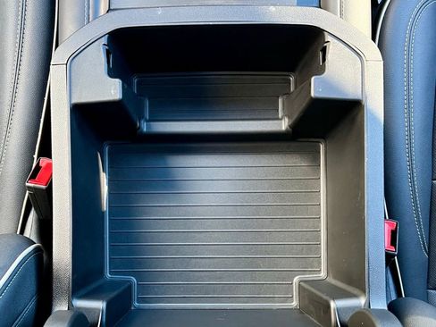 Used 2024 Chevrolet Tahoe Premier image 32