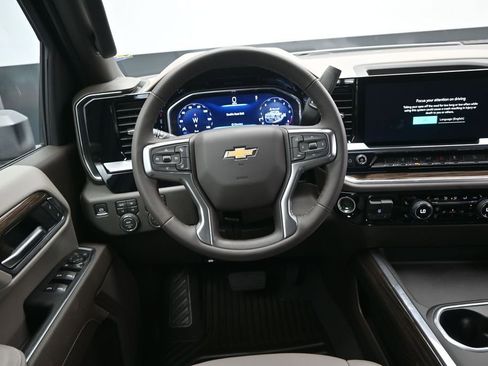 New 2026 Chevrolet Silverado 2500 LT w/ Z71 Chrome Sport Edition AWD/4WD image 33