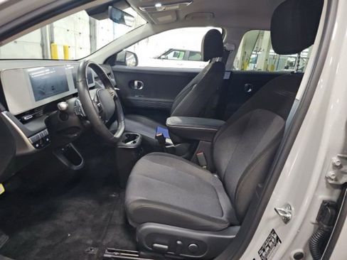 Used 2024 Hyundai Ioniq 5 SEL image 9