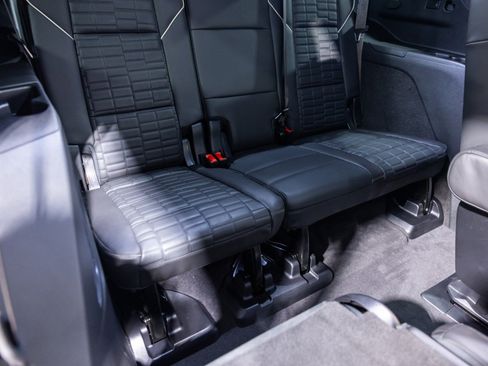 Used 2024 Cadillac Escalade V AWD/4WD image 35