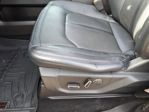 Certified 2019 Ford Expedition Limited w/ Equipment Group 302A image 18