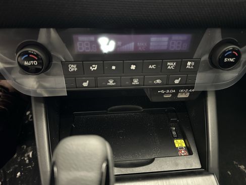 New 2026 Subaru Outback Limited AWD/4WD image 35