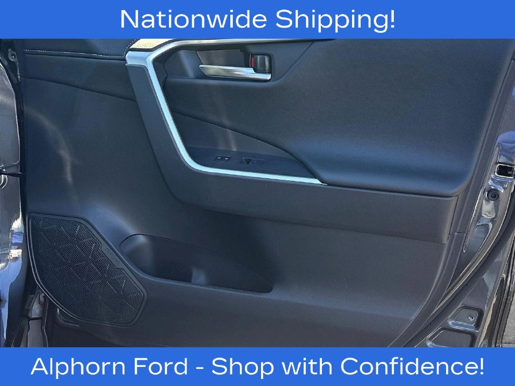Used 2025 Toyota RAV4 Limited w/ Weather Package AWD/4WD image 28