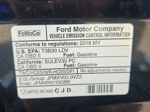 Used 2018 Ford Focus Titanium w/ Titanium Technology Package FWD image 24