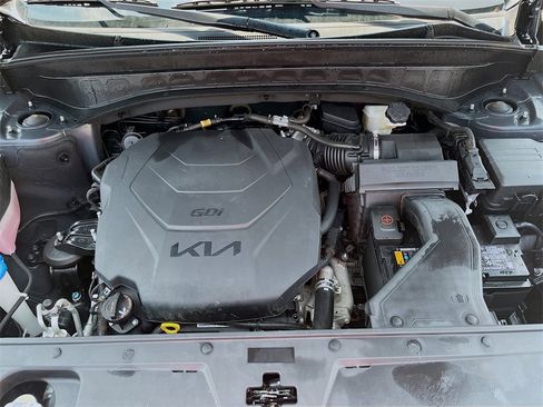 Used 2022 Kia Telluride S image 32