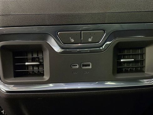 New 2026 GMC Sierra 1500 SLT w/ SLT Premium Package image 26