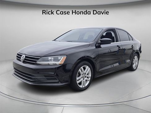 Used 2017 Volkswagen Jetta S image 8