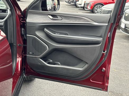 Used 2021 Jeep Grand Cherokee L Limited image 14