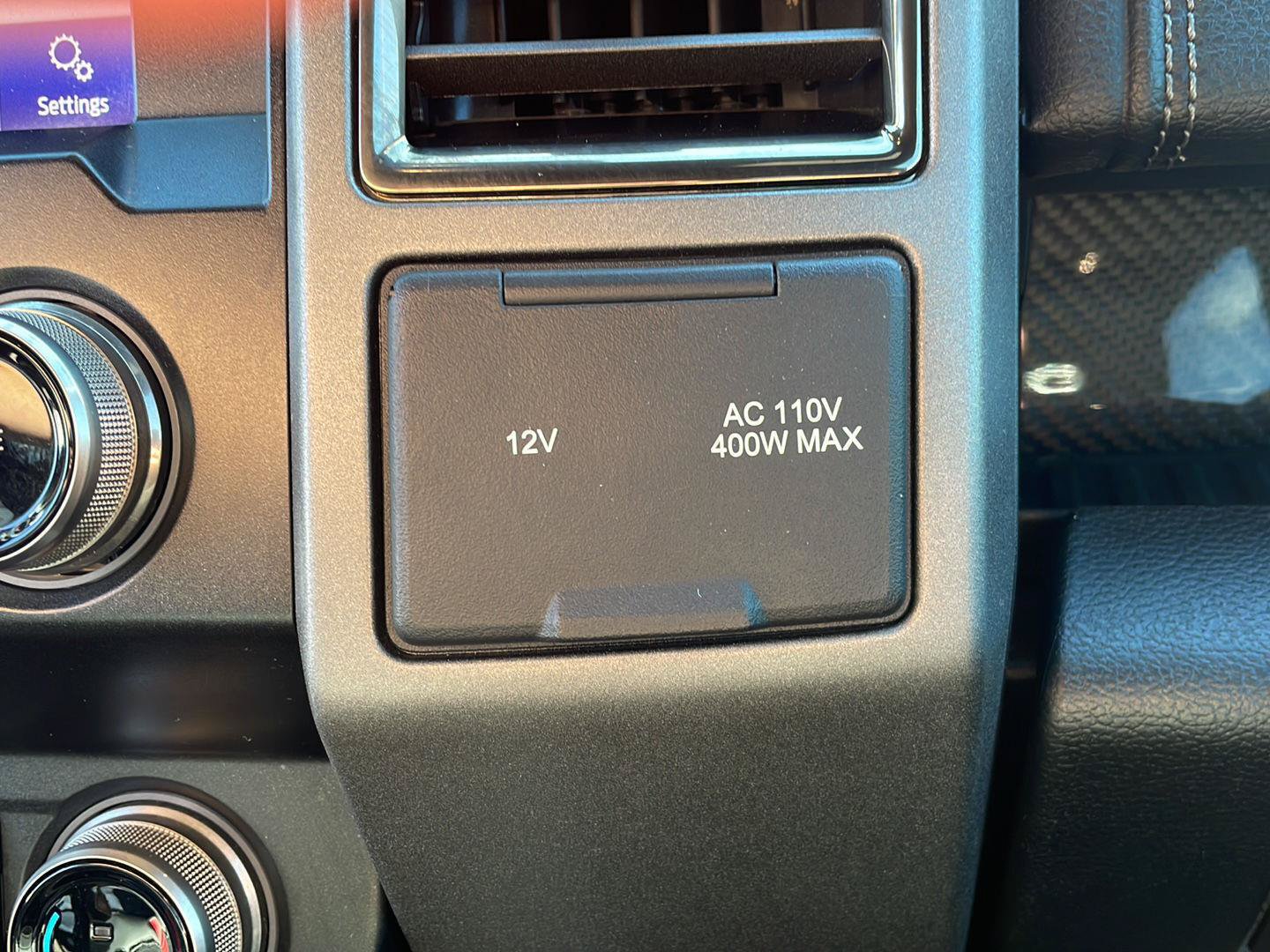 Used 2020 Ford F150 Raptor w/ Equipment Group 802A Luxury AWD/4WD image 23