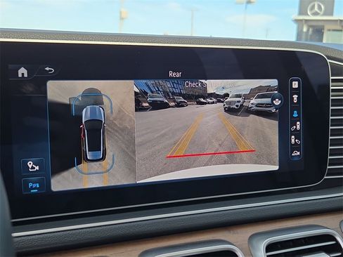 Used 2024 Mercedes-Benz GLE 450 GLE 450 Exclusive 4MATIC image 18