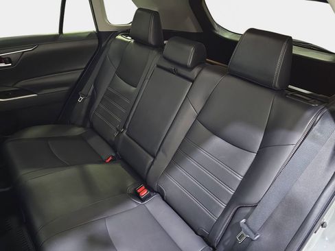 Used 2023 Toyota RAV4 XLE Premium FWD image 16