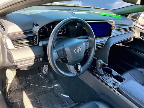 Used 2025 Toyota Camry XSE image 12