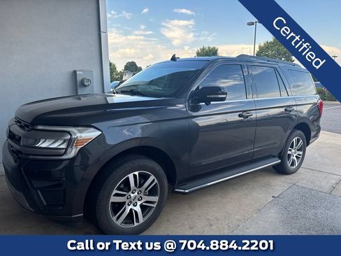 Used 2022 Ford Expedition XLT RWD image 1