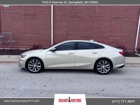 Used 2016 Chevrolet Malibu Premier w/ Driver Confidence Package image 2