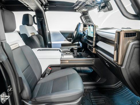 Used 2024 GMC Hummer EV 3X w/ Extreme Off-Road Package image 36