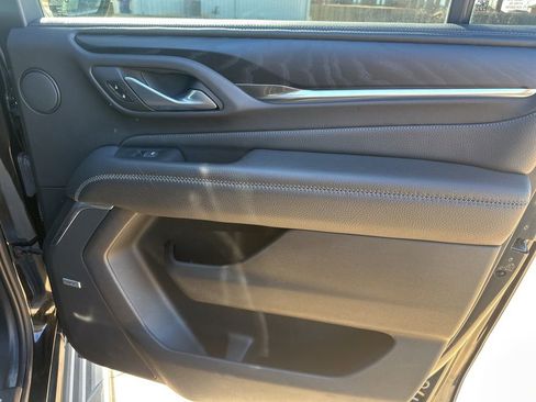 Used 2022 GMC Yukon XL Denali image 44