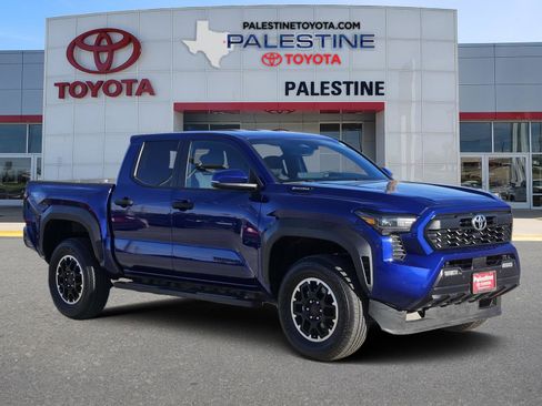 Used 2025 Toyota Tacoma TRD Off-Road w/ TRD Off Road Upgrade Package image 1