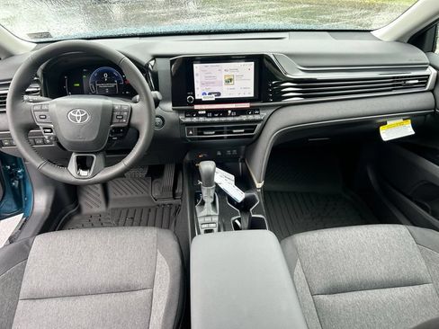 New 2026 Toyota Camry LE AWD/4WD image 12