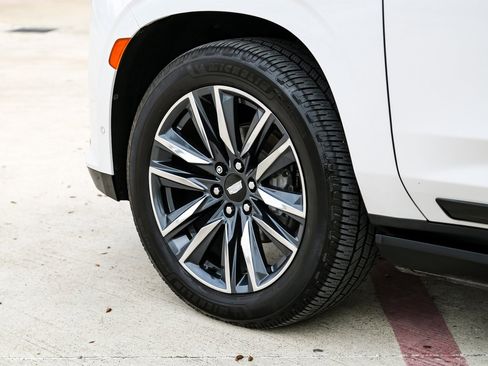 Used 2021 Cadillac Escalade ESV Sport w/ Driver Assist Tech Package image 55