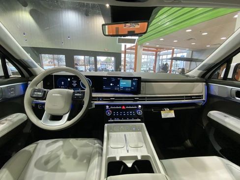 New 2025 Hyundai Santa Fe Calligraphy image 30