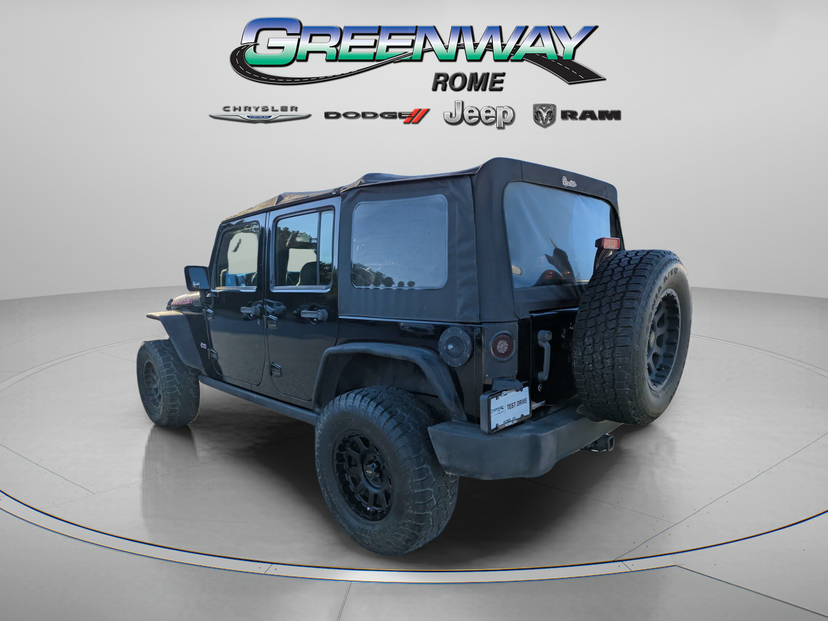 Used 2012 Jeep Wrangler Unlimited Sport w/ Connectivity Group AWD/4WD image 5
